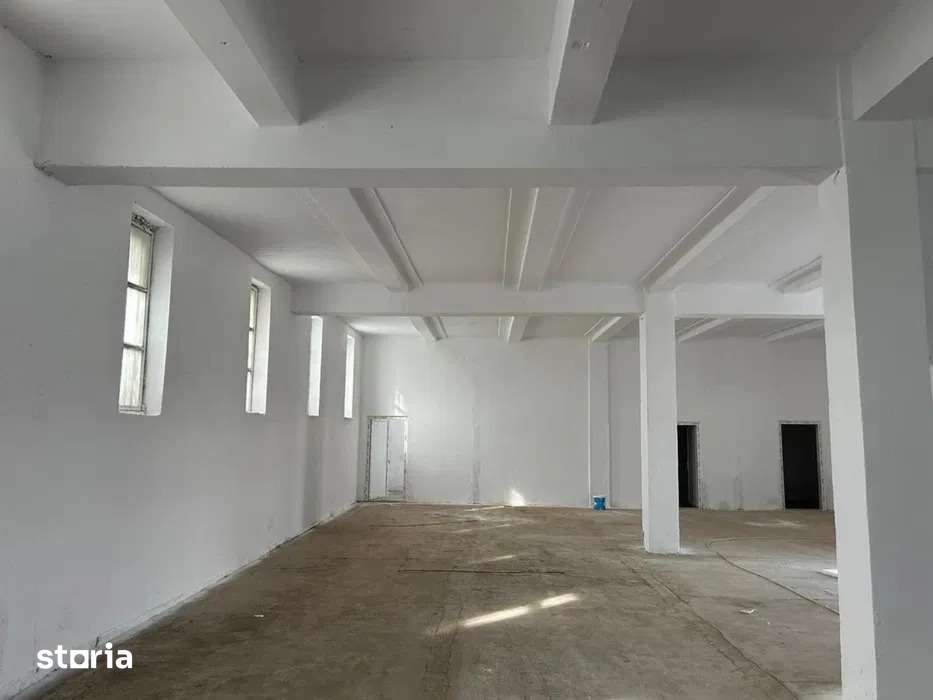 Hala industriala 960 mp, curte 1300 mp, panouri fotovoltaice 30 kW, zo - Imagine principală: 2/6