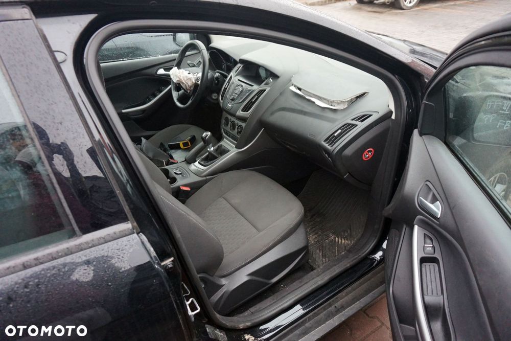 FORD FOCUS III MK3 5D HB 2014 FB 1.0 12V M1DA 125KM B6 CZARNY na części - 17