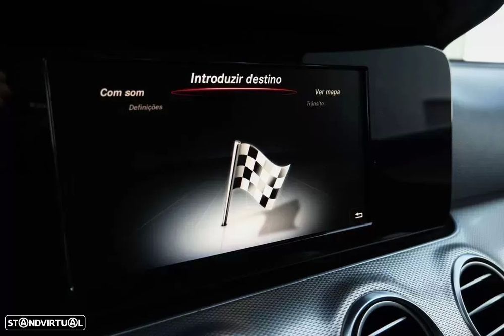 Mercedes-Benz E 220 - 26