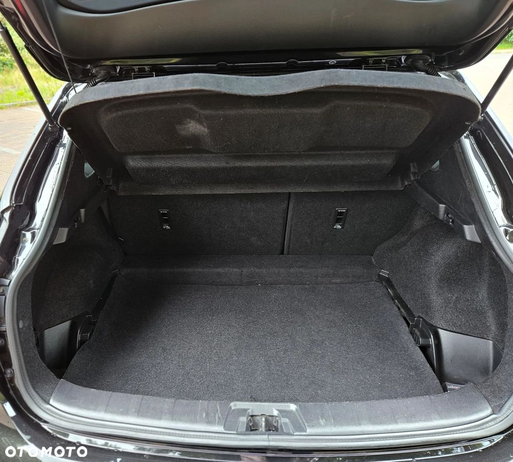 Nissan Qashqai 1.6 DCi 4x4 Tekna - 24