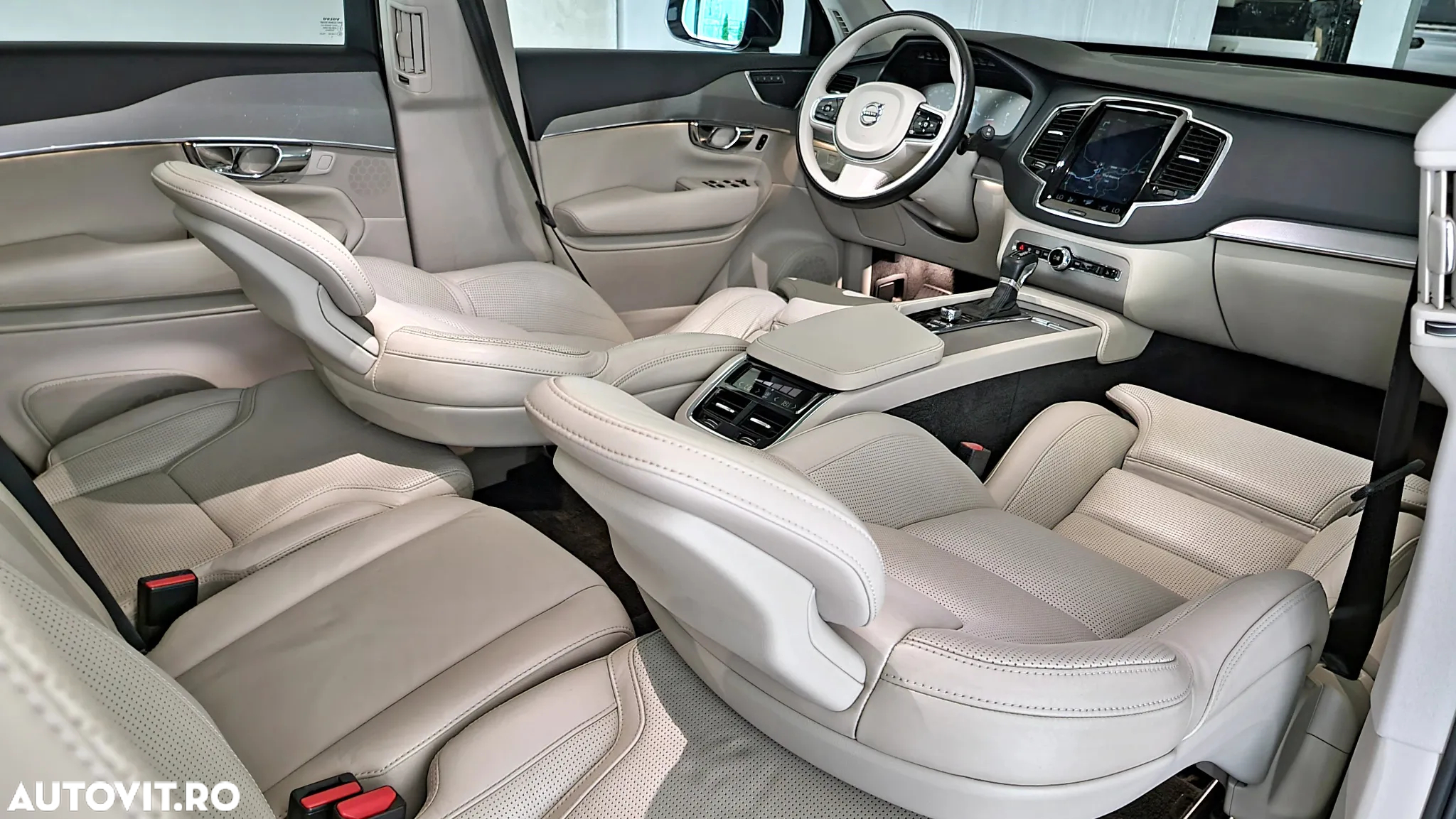 Volvo XC 90 D5 AWD Geartronic Inscription - 26