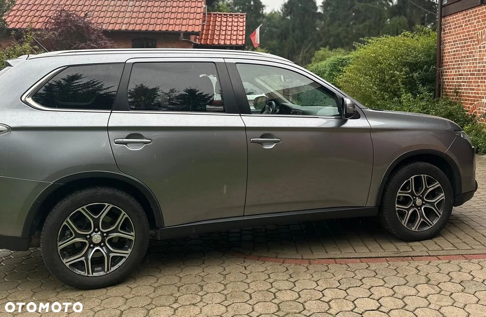 Mitsubishi Outlander 2.2 DID Intense + 4WD - 3