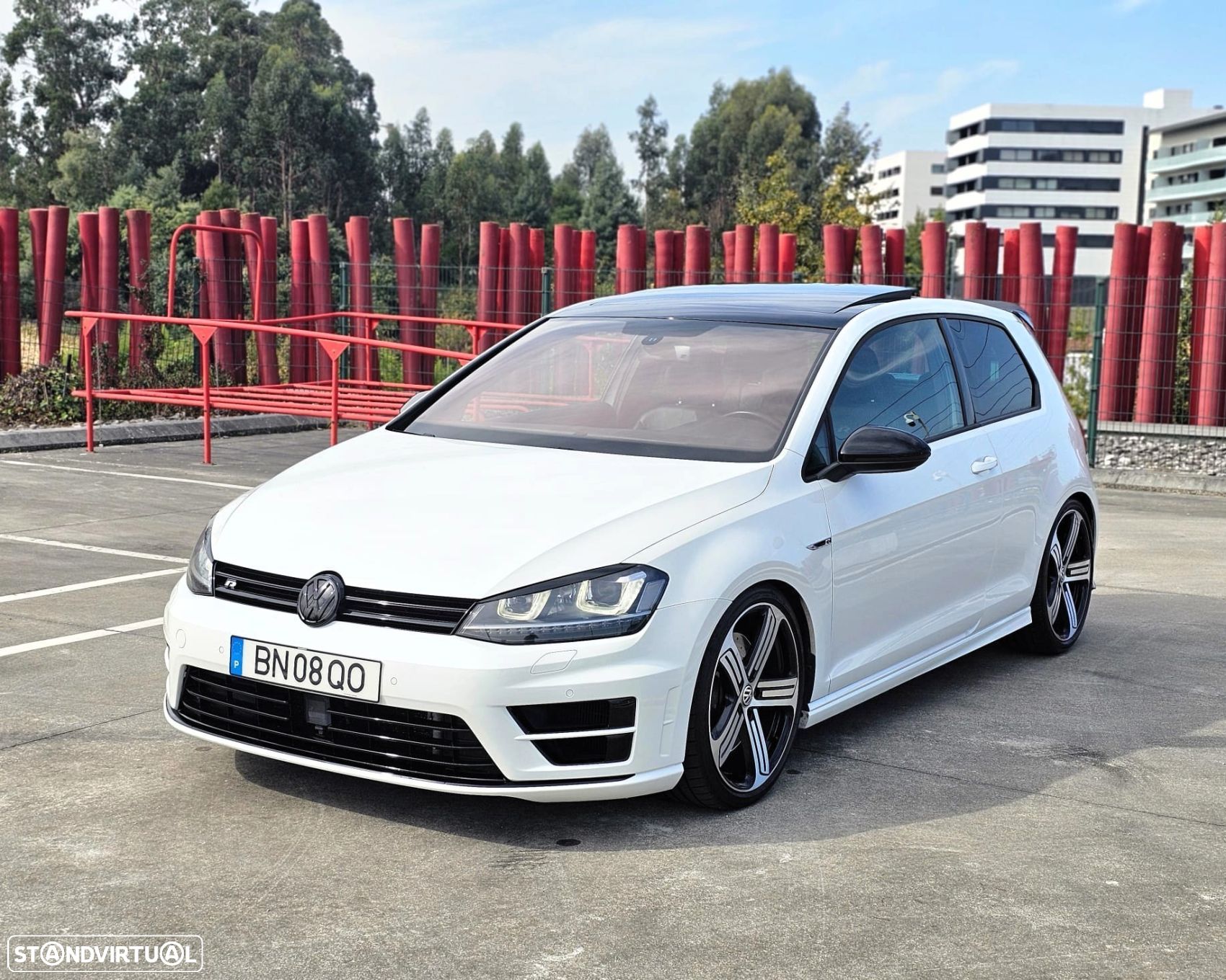 VW Golf 2.0 TSi R DSG - 1