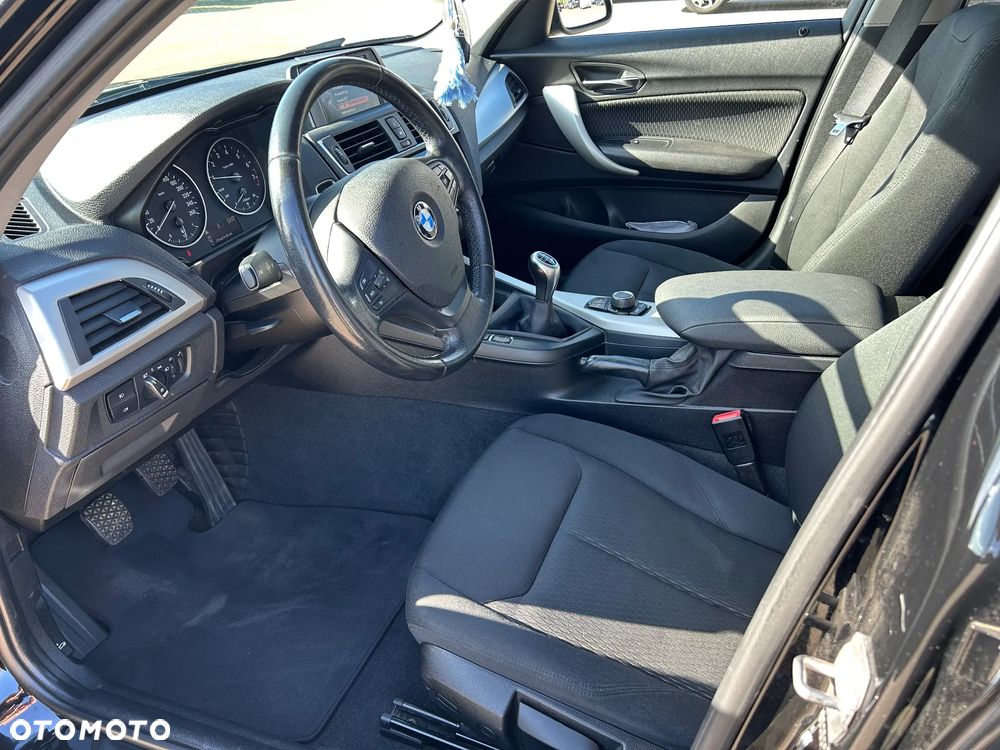 BMW Seria 1 116i - 12