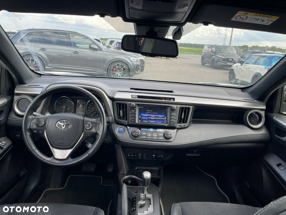 Toyota RAV4 Hybrid Style 4x4 - 9