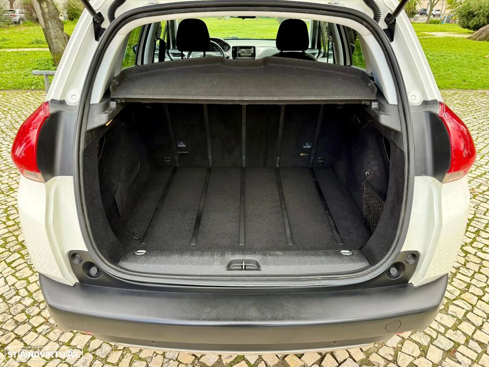 Peugeot 2008 e-HDi FAP 92 STOP & START Style - 33