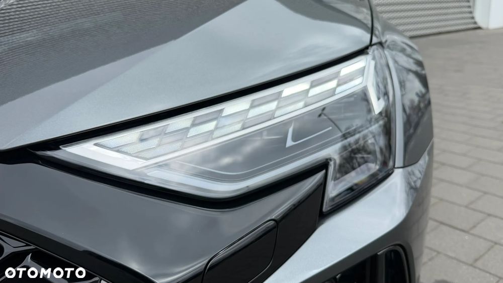 Audi RS3 Limousine - 7