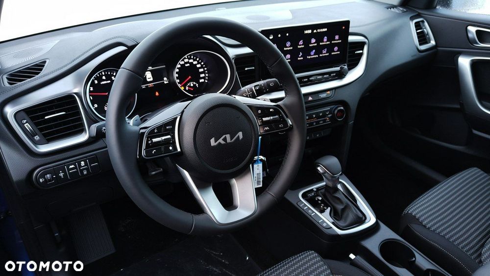 Kia XCeed - 23