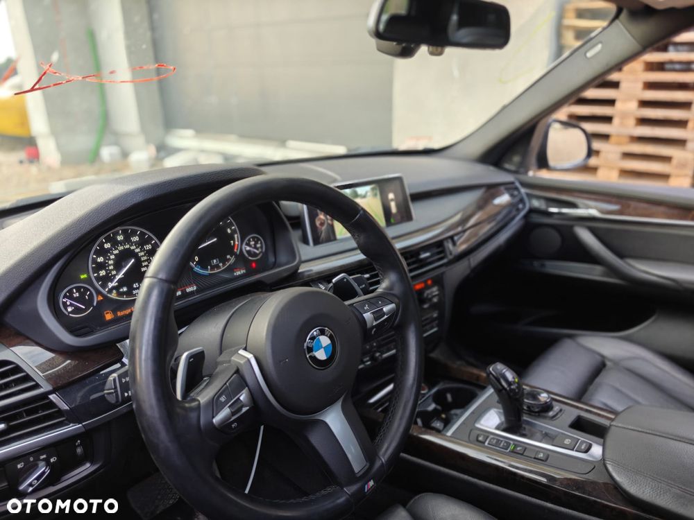 BMW X5 xDrive50i Sport-Aut - 6