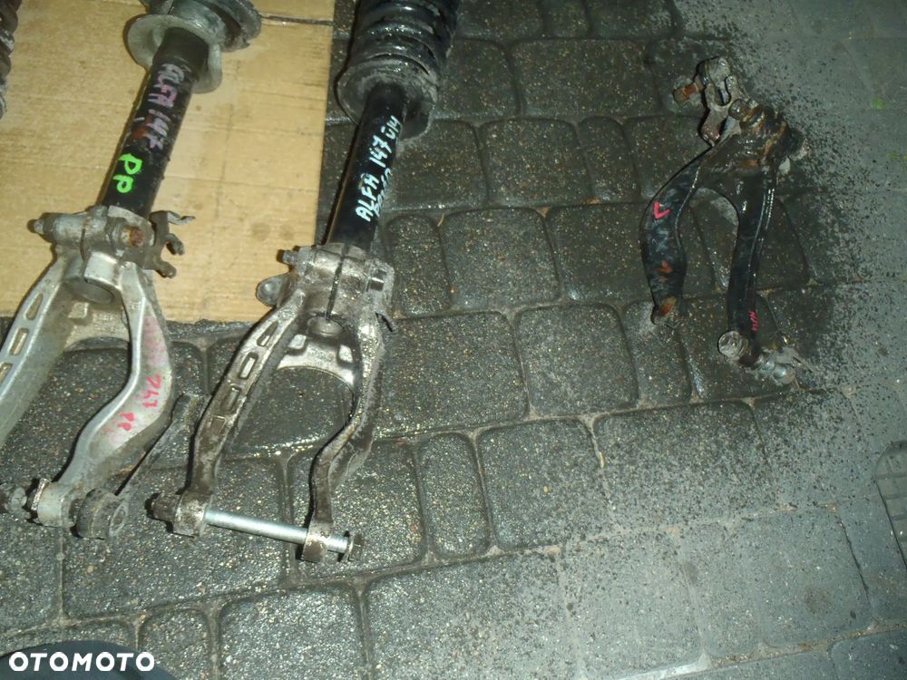widelec widły mocowanie aluminiowy żeliwny przód amortyzator sprężyna alfa romeo 147 156 przód Posiadam prawie wszystkie części do tego modelu - 11