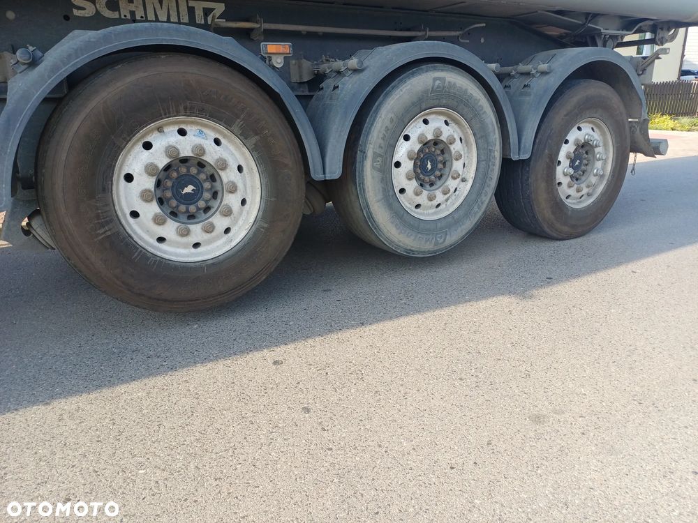 Schmitz Cargobull Terko mulda , 2 X oś , podnoszona , alu Felgi ,Wga 5350 kg - 3