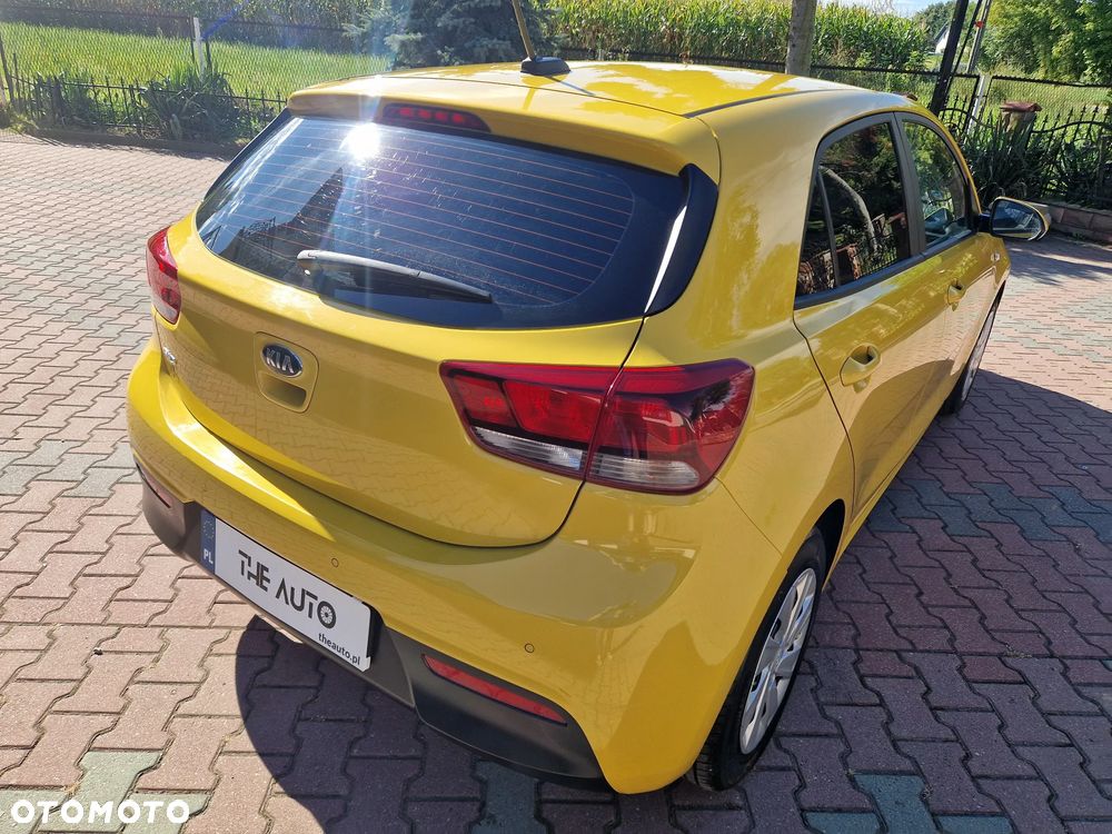 Kia Rio 1.2 L - 35
