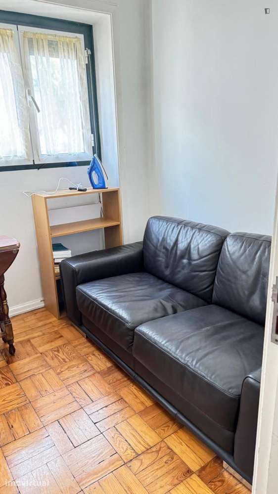 Quarto - localizado em Montes Claros Coimbra - View 6