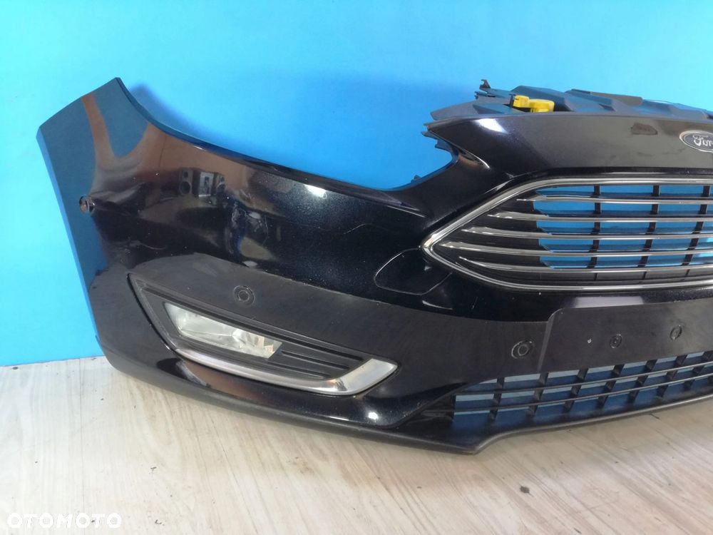 Ford Focus MK3 Lift FF zderzak przód przedni 14/19 PDC - 2