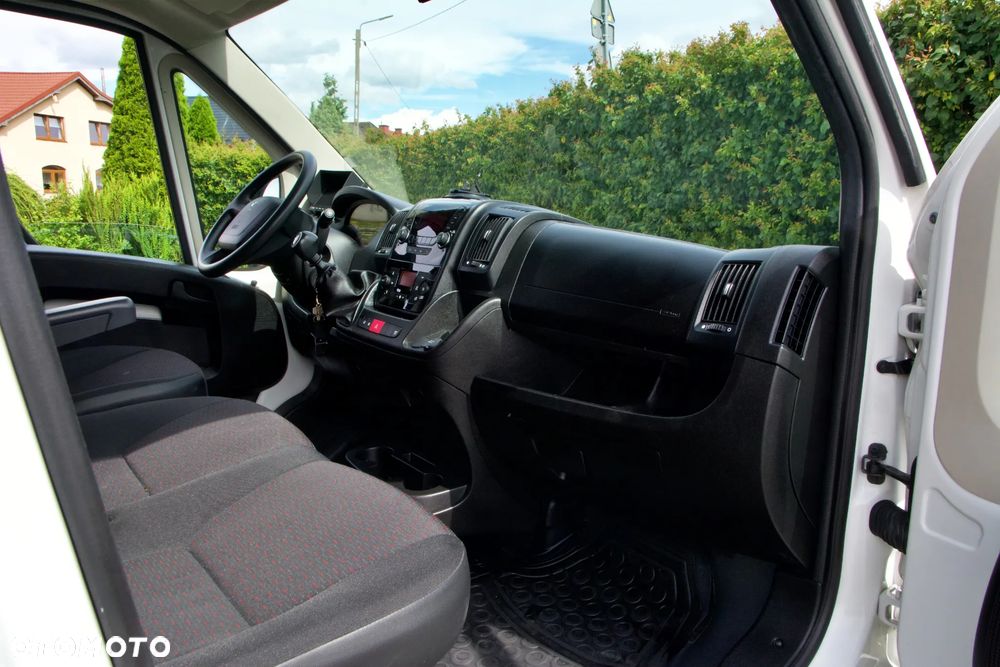 Peugeot BOXER - 21