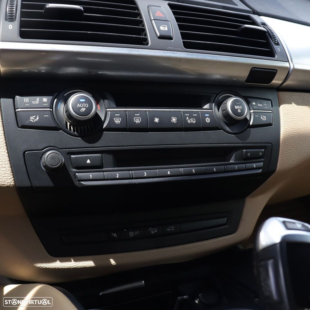 BMW X6 xDrive40d - 19