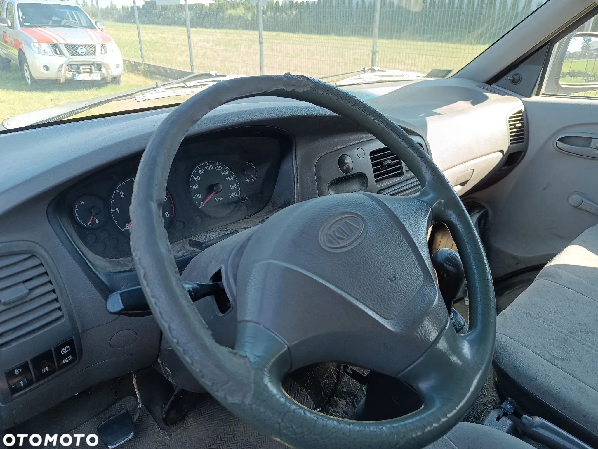 Kia Pregio 2.5 TCI - 11