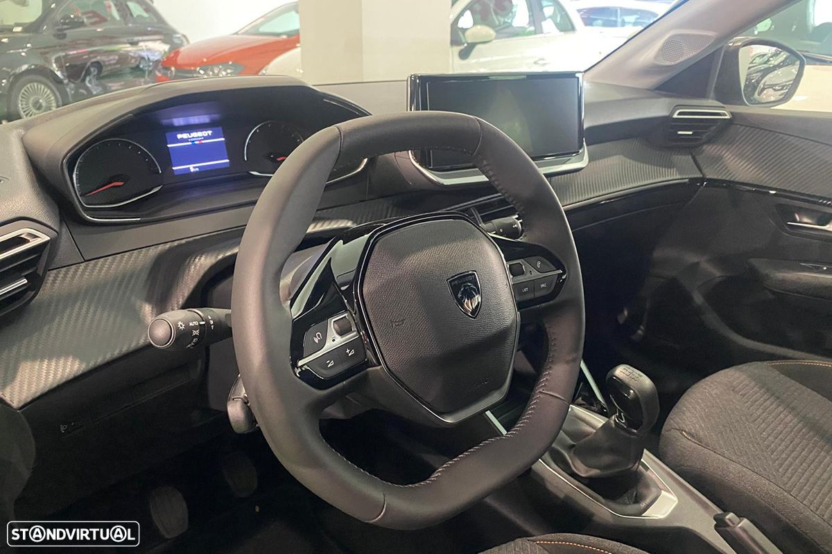 Peugeot 208 1.2 PureTech Active - 6