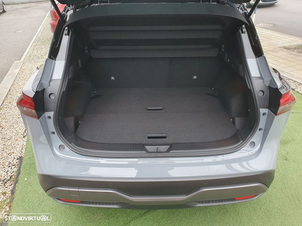 Nissan Qashqai 1.3 DIG-T N-Connecta Xtronic - 16