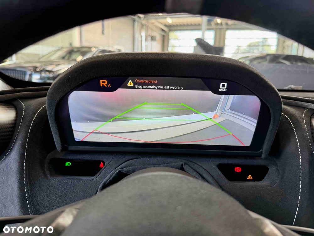 McLaren 765LT Spider - 19