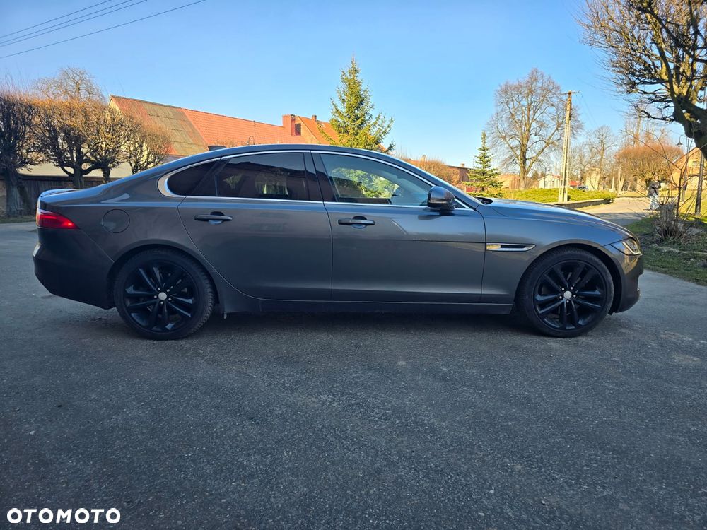 Jaguar XF 2.0 i4D Prestige - 23