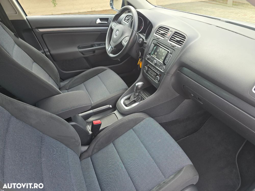 VOLKSWAGEN Golf 2012 — imagine 8