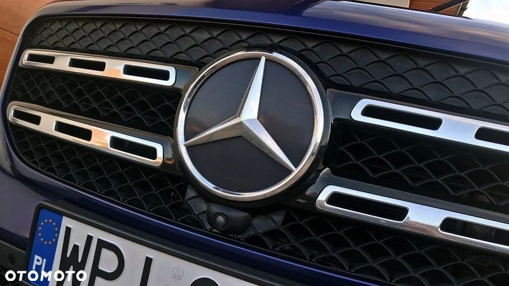 Mercedes-Benz GLB 250 4-Matic Progressive 8G-DCT - 32