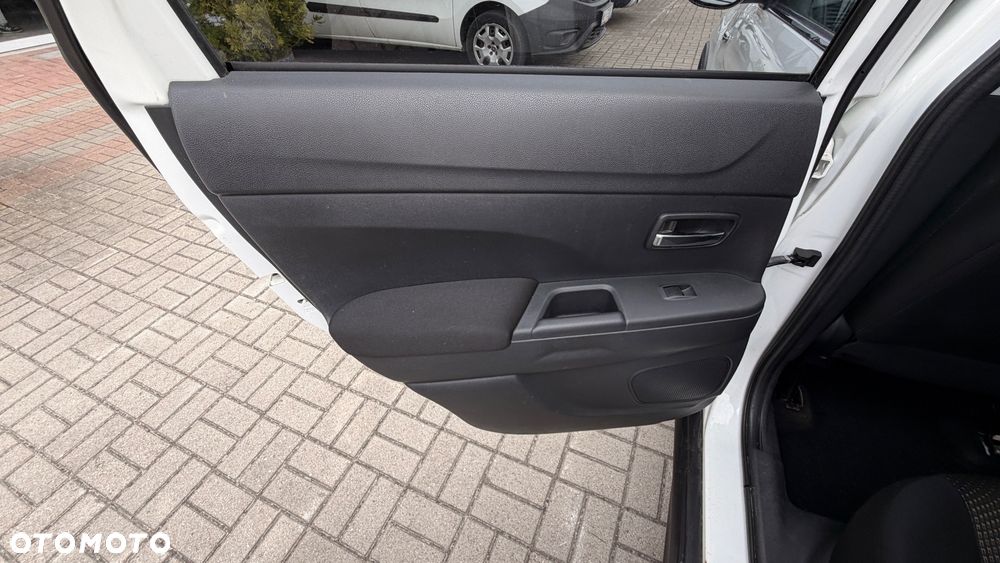 Mitsubishi ASX 1.6 2WD Plus - 17