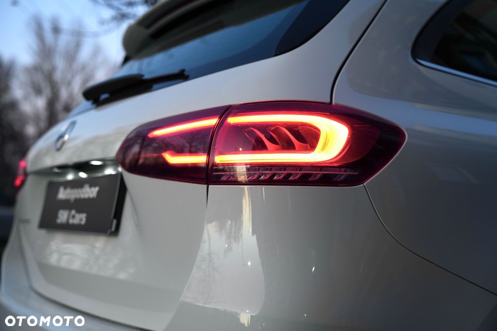 Mercedes-Benz Klasa B 180 d 7G-DCT - 28