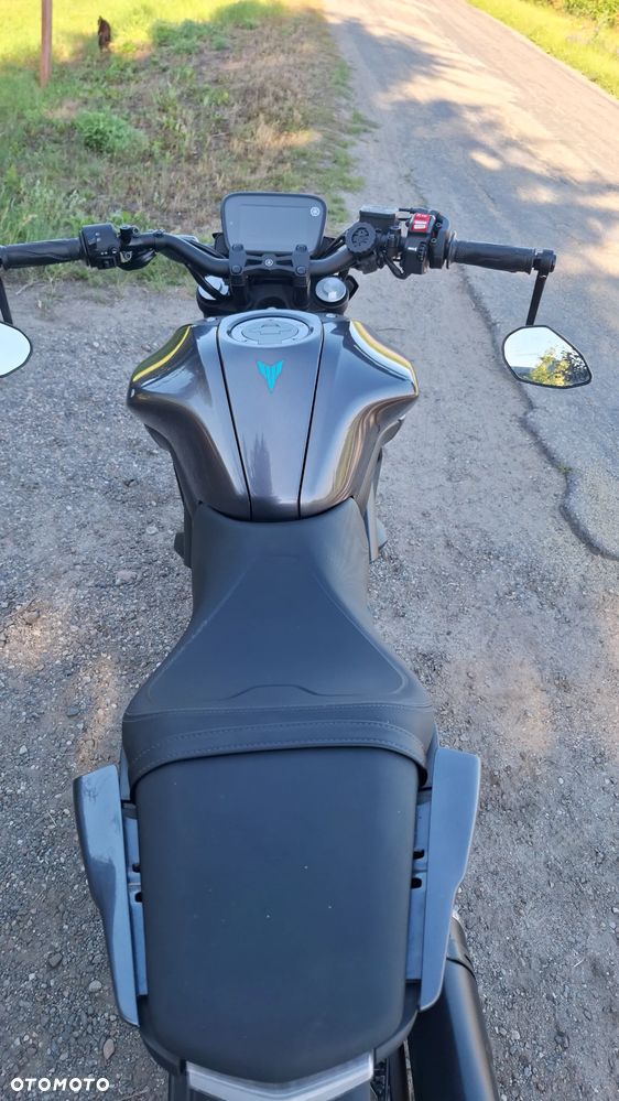 Yamaha MT - 19