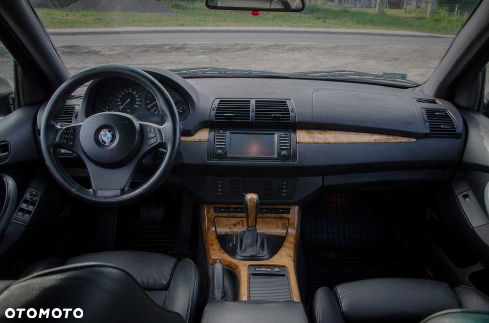 BMW X5 - 6