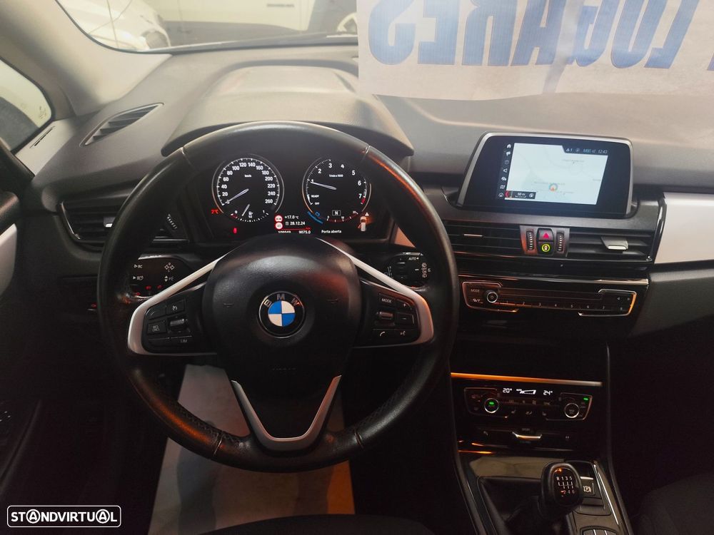 BMW 216 Gran Tourer i 7L Line Sport - 12