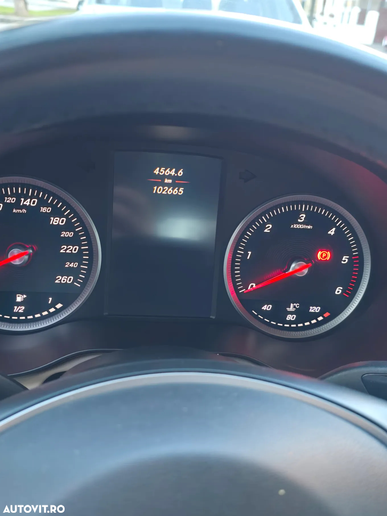 Mercedes-Benz GLC 220 d 4MATIC - 8