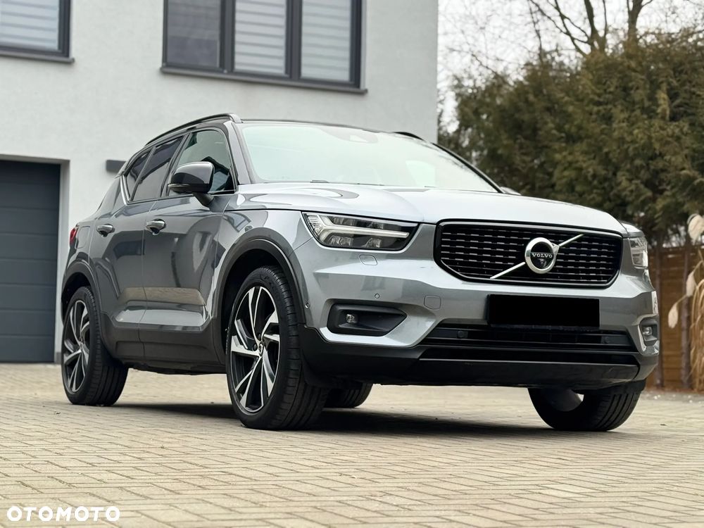 Volvo XC 40 D4 AWD Geartronic R-Design - 1