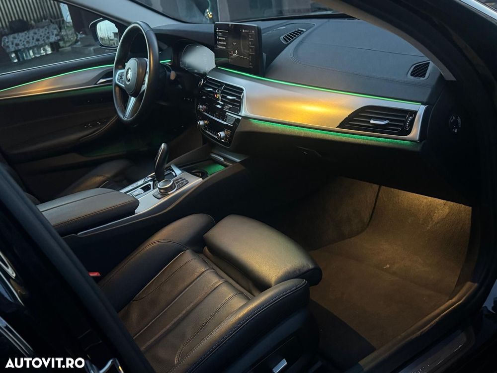 BMW Seria 5 520e Aut. - 7