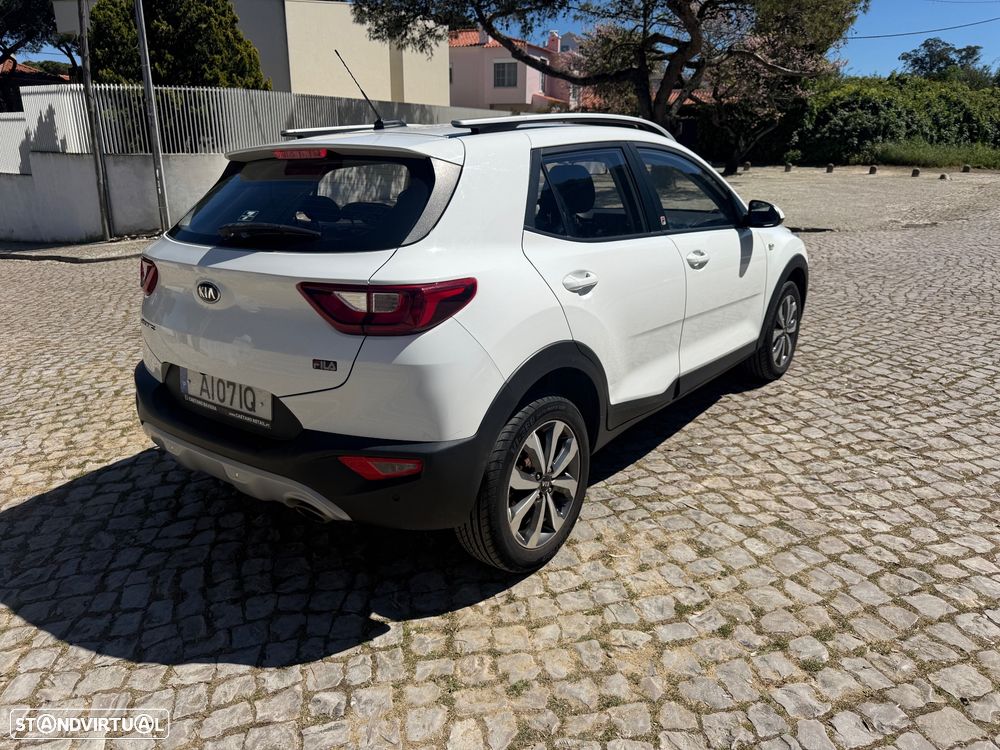 Kia Stonic 1.2 by FILA - 4