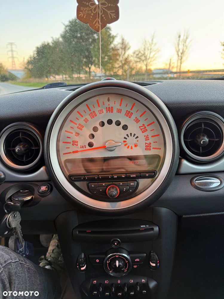 MINI ONE D - 11