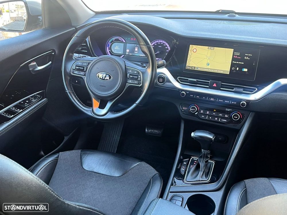 Kia Niro - 33
