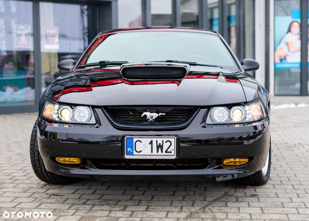 Ford Mustang 4.6 V8 GT - 6
