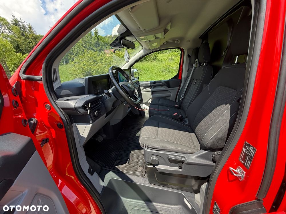 Ford TRANSIT CUSTOM AWD - 17