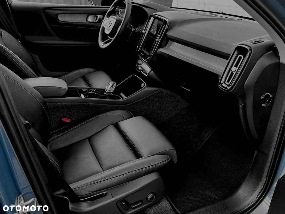 Volvo XC 40 - 21