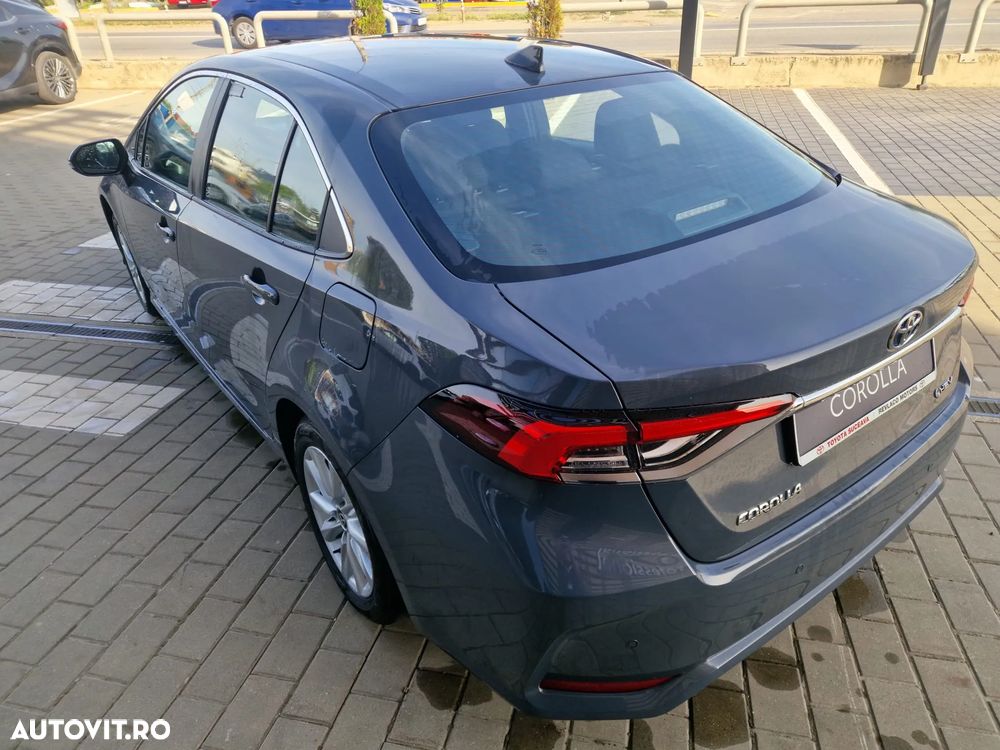 Toyota Corolla 1.8 HSD Business - 9