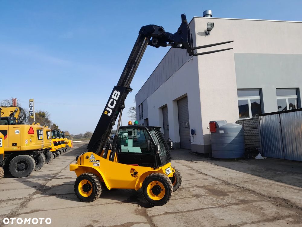 JCB 520-40 - 10