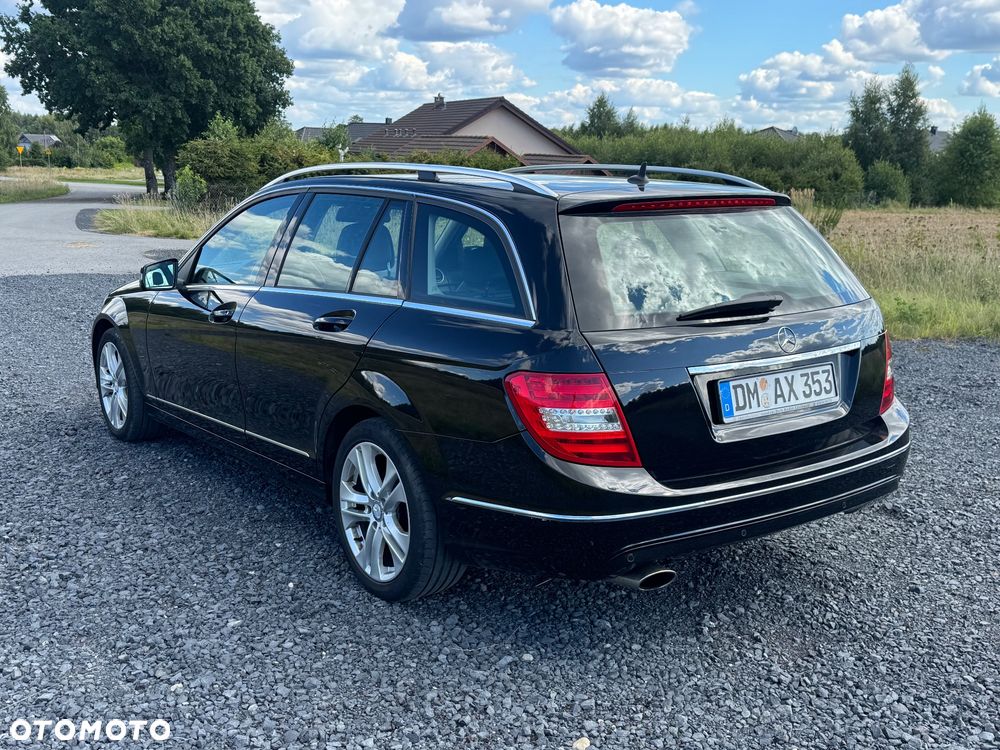 Mercedes-Benz Klasa C 200 (BlueEFFICIENCY) Avantgarde - 5