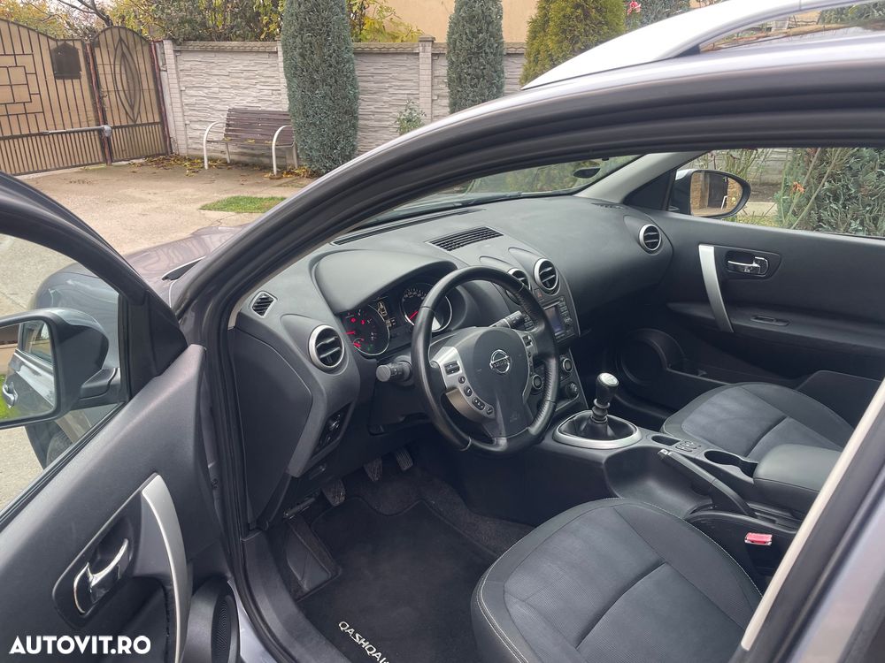 Nissan Qashqai+2 - 16