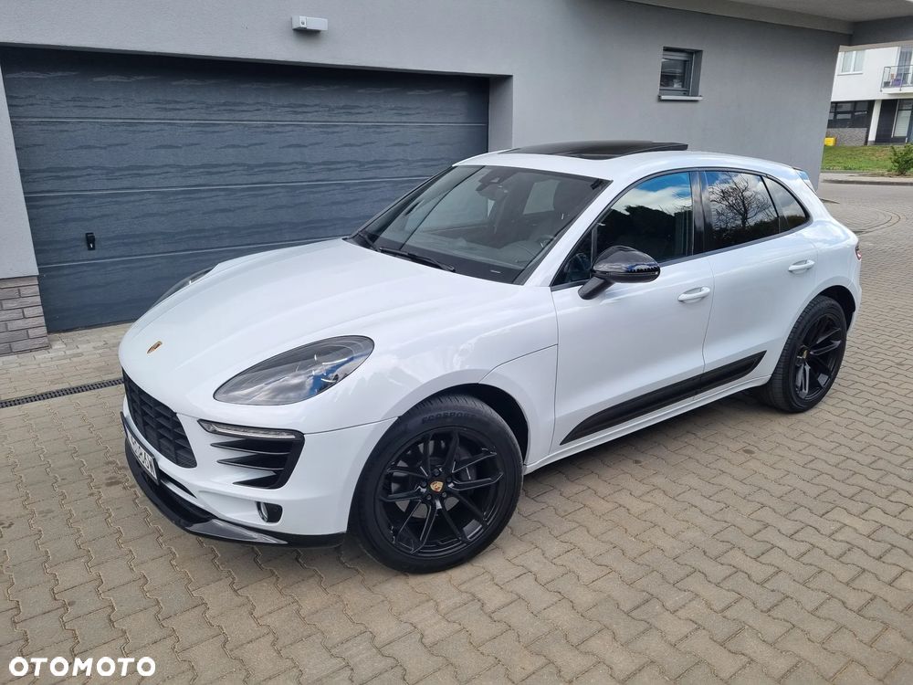 Porsche Macan Standard - 1