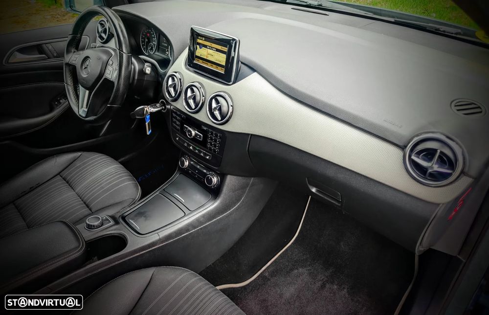 Mercedes-Benz B 200 CDI AMG Line Aut. - 13