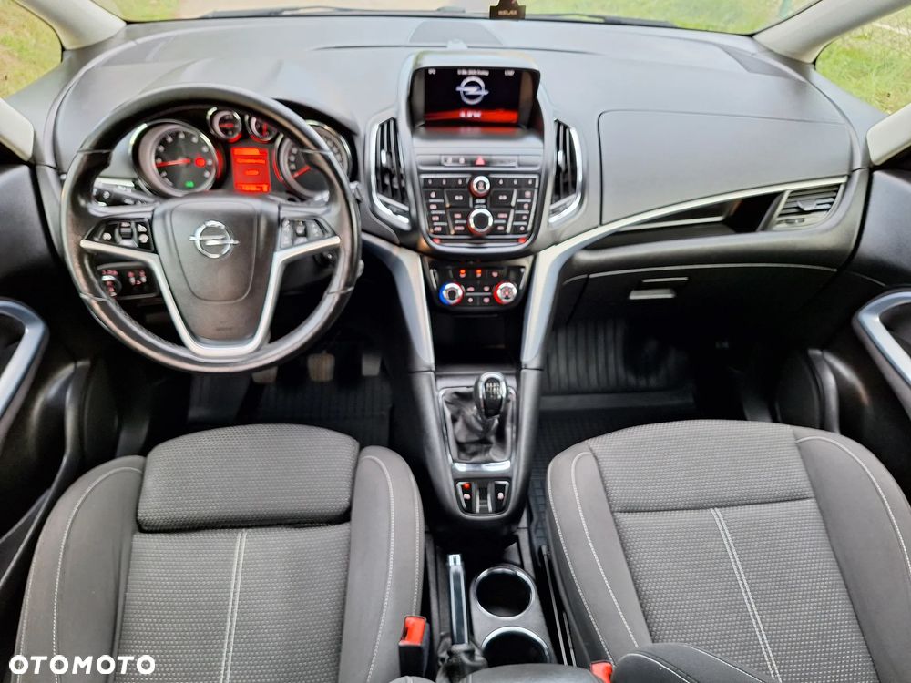Opel Zafira - 20