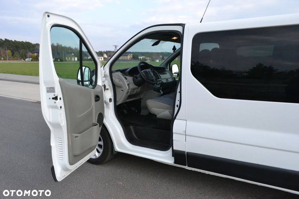 Renault Trafic - 10