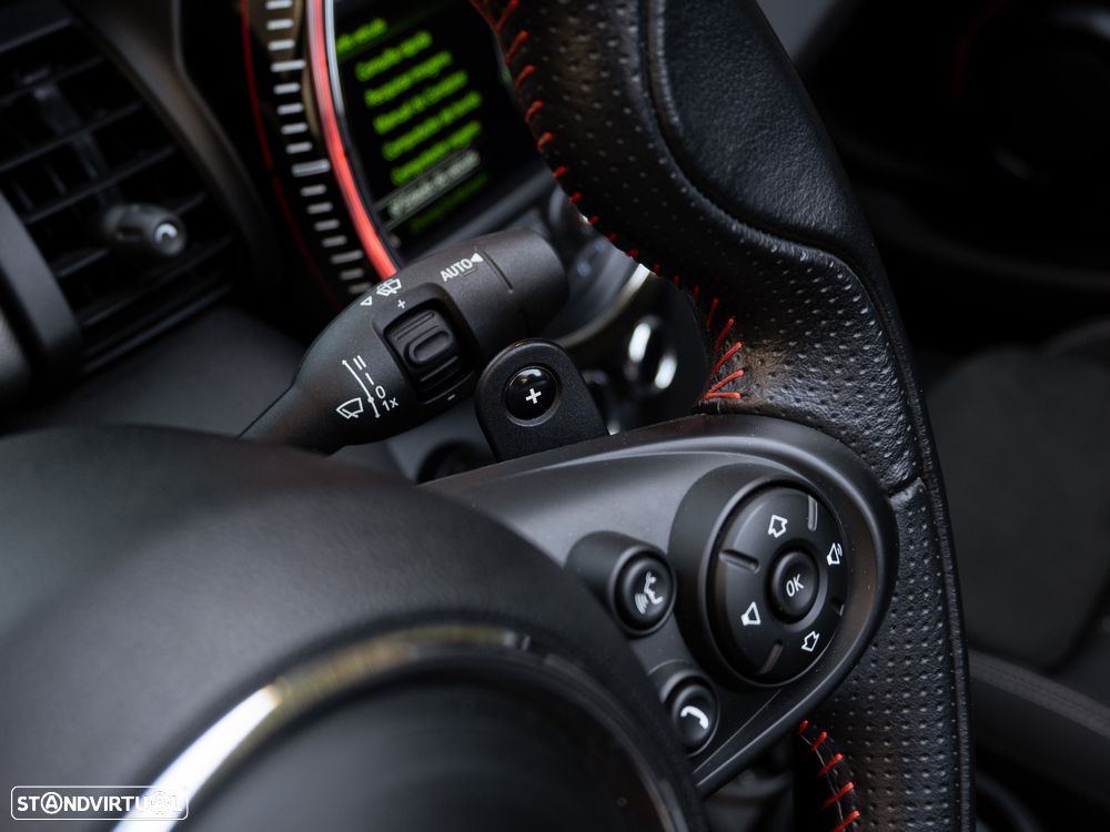 MINI Cabrio John Cooper Works Auto Desportiva - 39